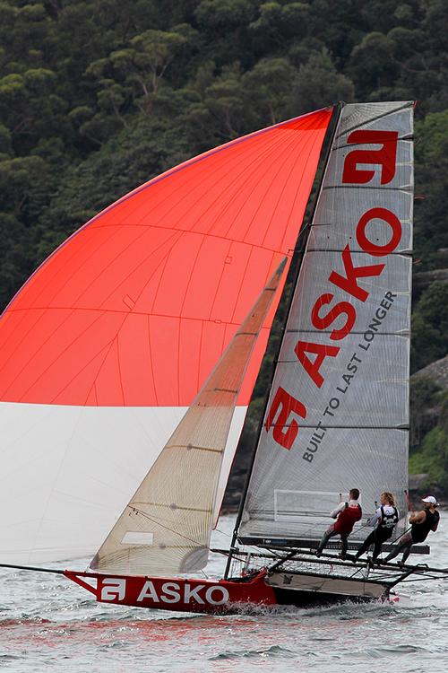 Asko Appliances battled with her smaller rig © Frank Quealey /Australian 18 Footers League http://www.18footers.com.au